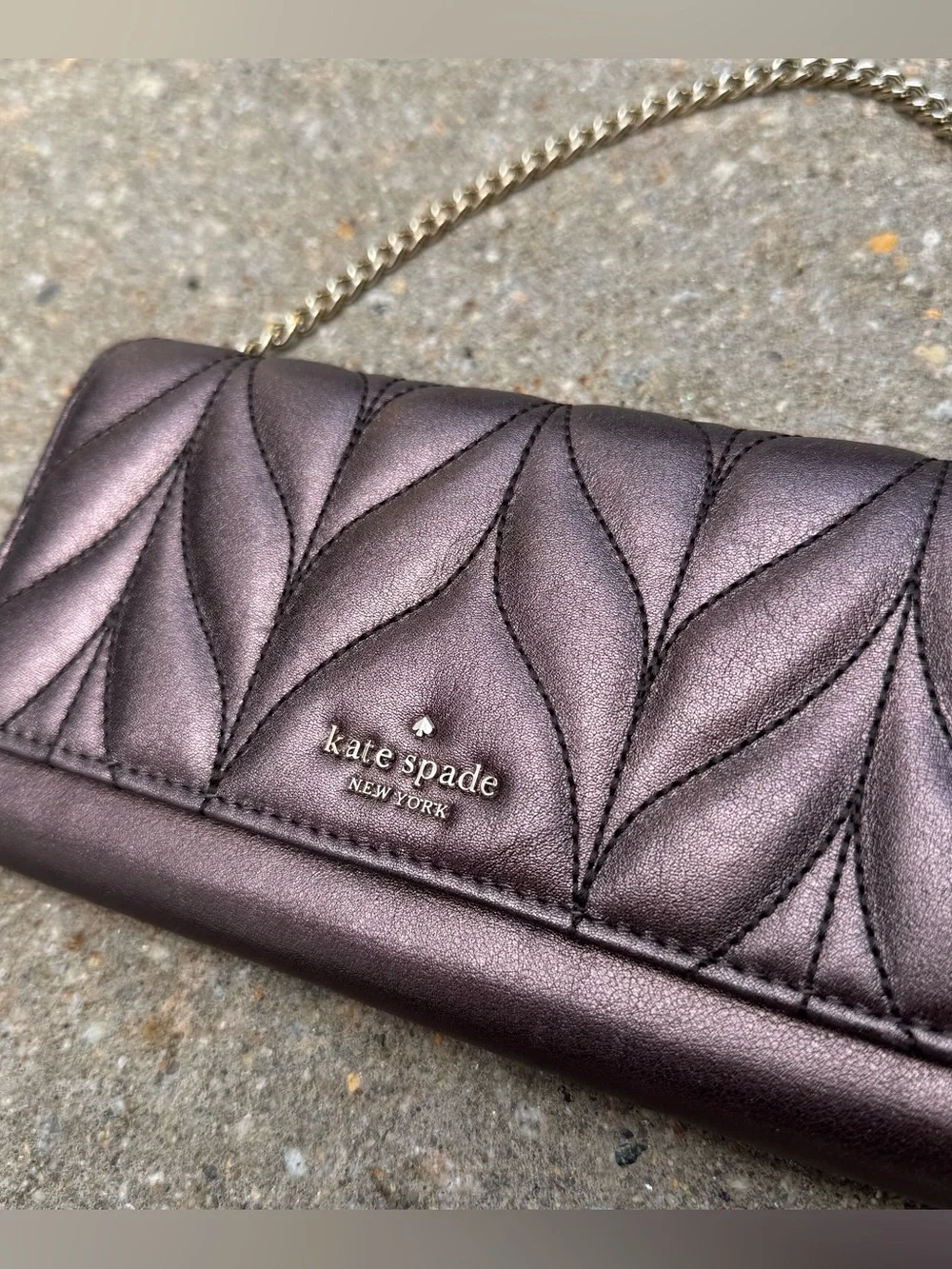 Kate Spade Briar Lane Quilted Emelyn Metallic Oak Wristlet Clutch Bag Purple